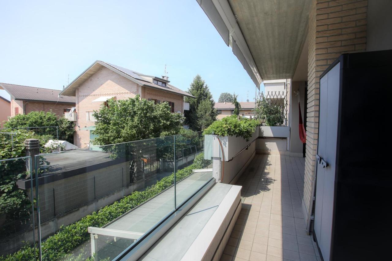 Maison Emozioni Limbiate Exterior photo